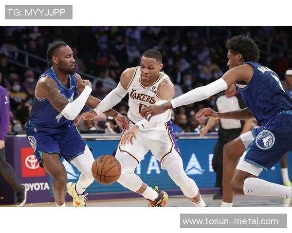 巴特与艾拉斯激战正酣比分悬念不断引发球迷热议